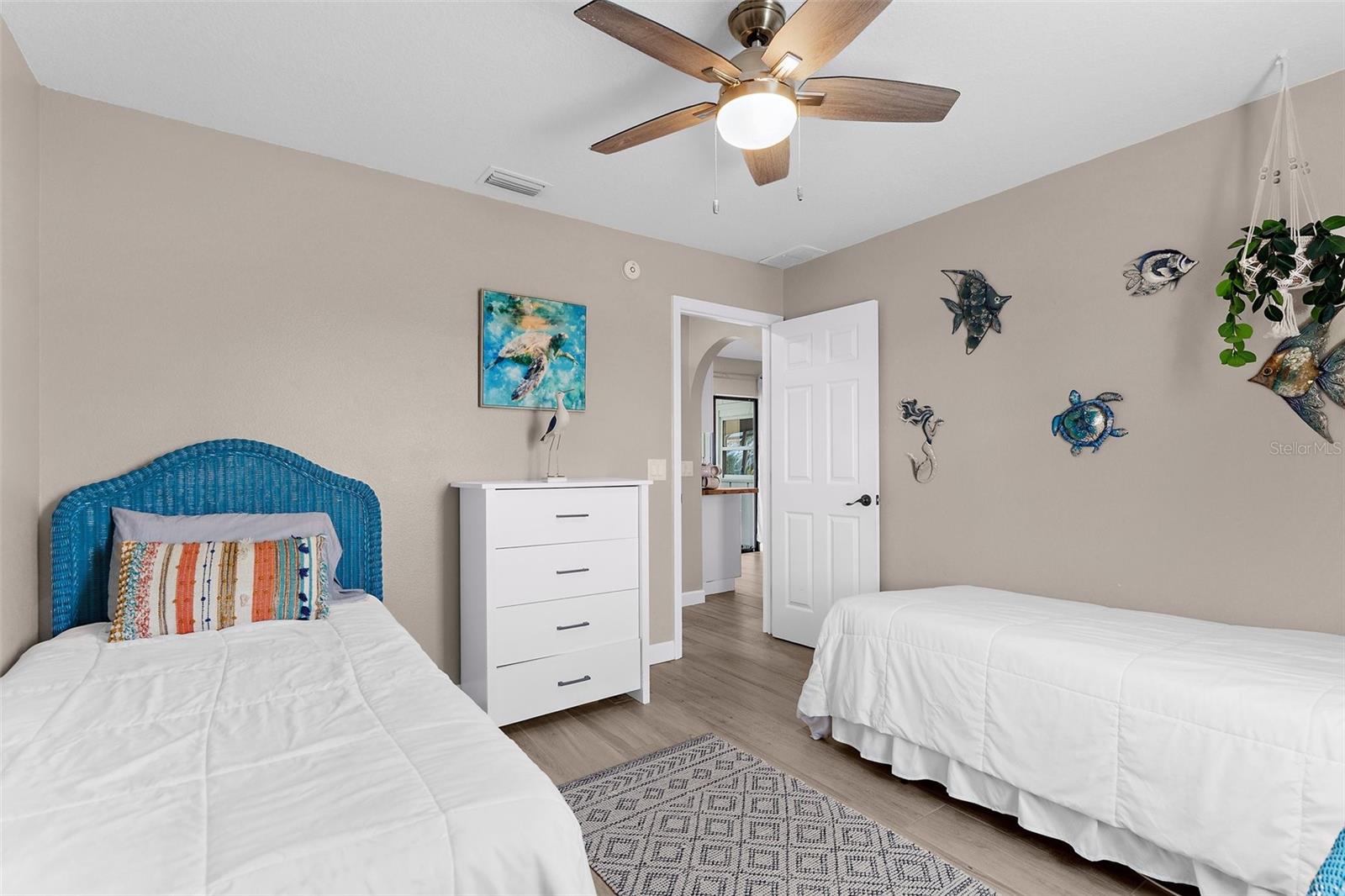 Image 25 of 44 For 254 Mark Twain Lane