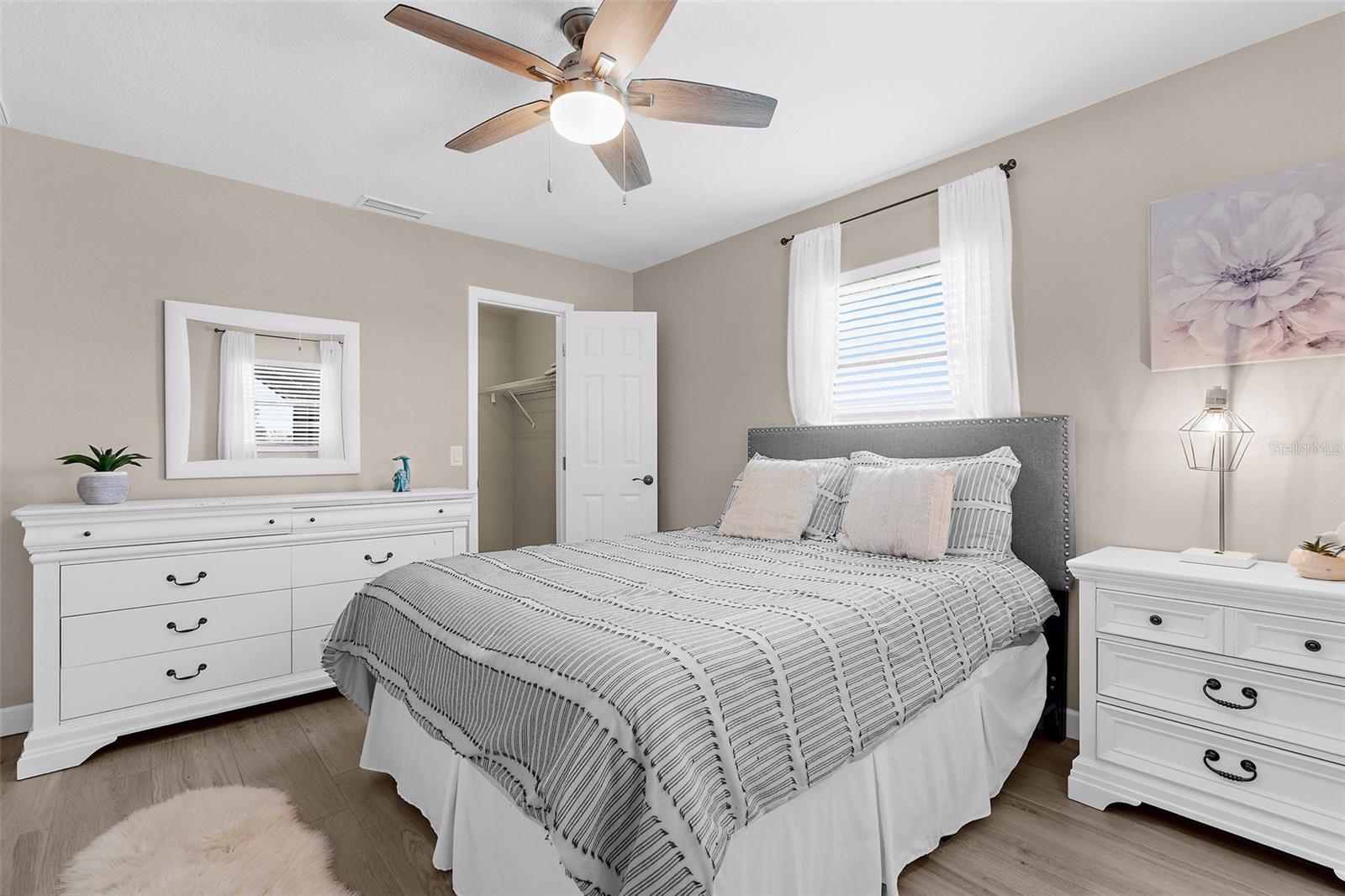 Image 28 of 44 For 254 Mark Twain Lane