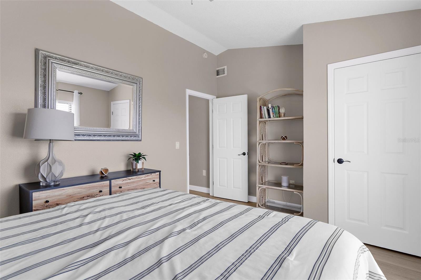 Image 32 of 44 For 254 Mark Twain Lane