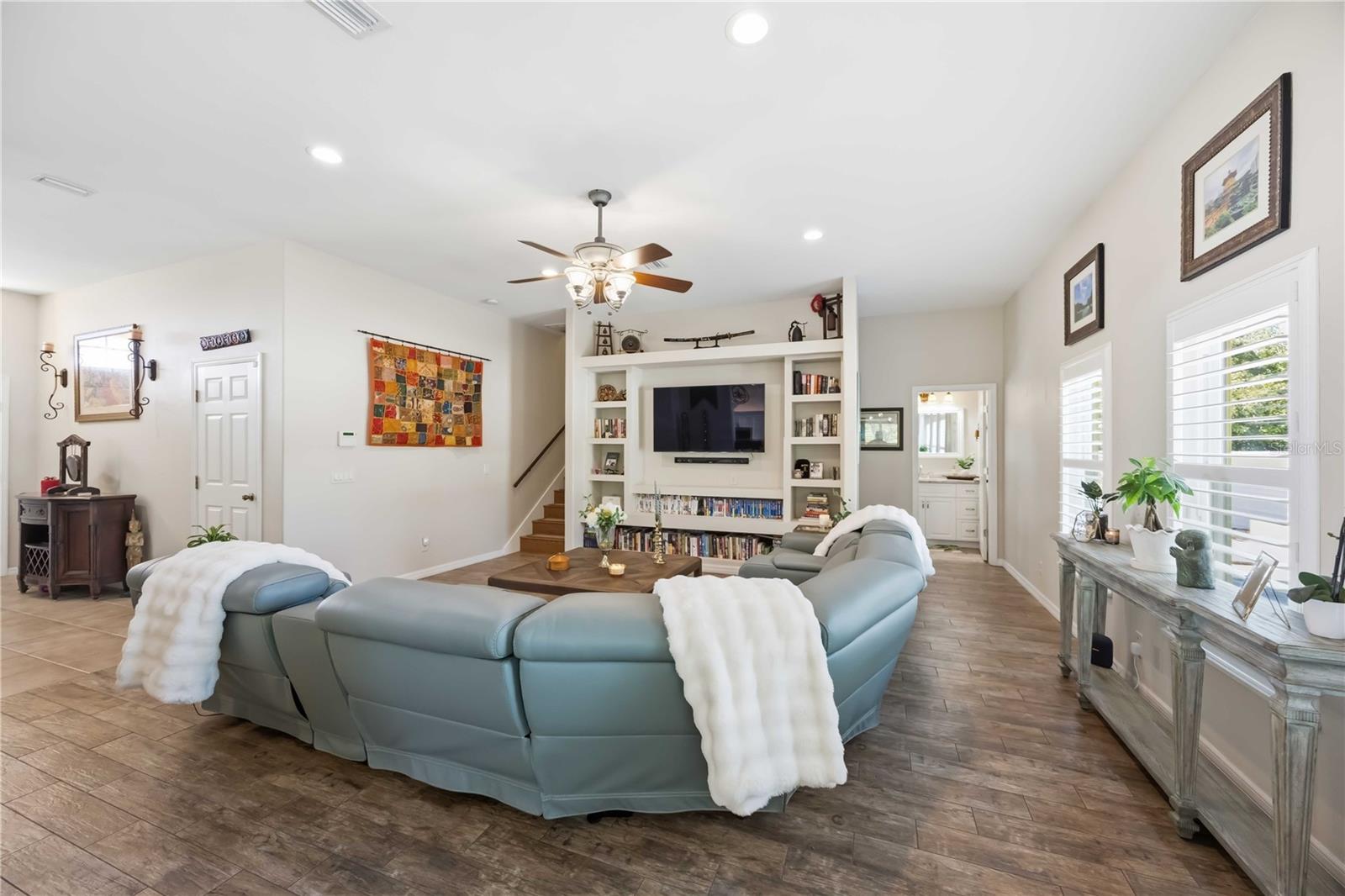 Image 10 of 76 For 13534 Jeronimo Lane