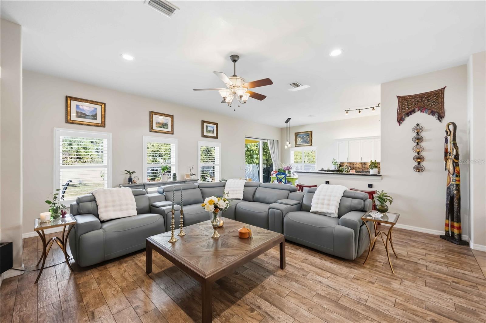 Image 12 of 76 For 13534 Jeronimo Lane