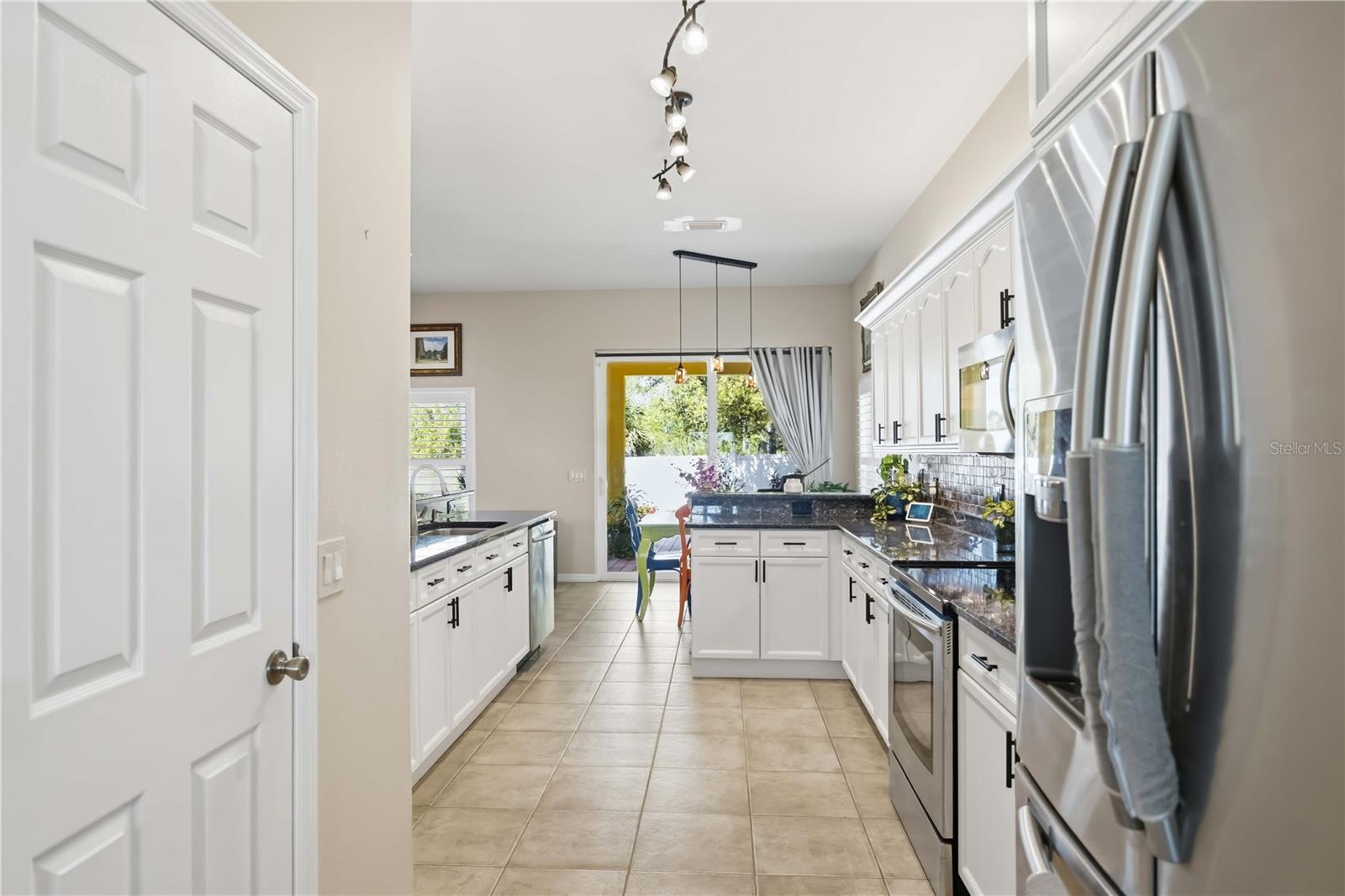 Image 17 of 76 For 13534 Jeronimo Lane