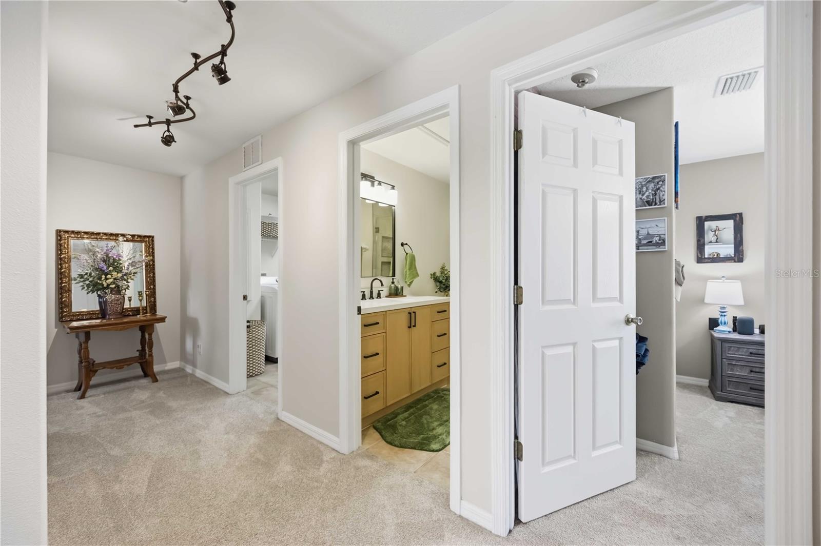 Image 30 of 76 For 13534 Jeronimo Lane