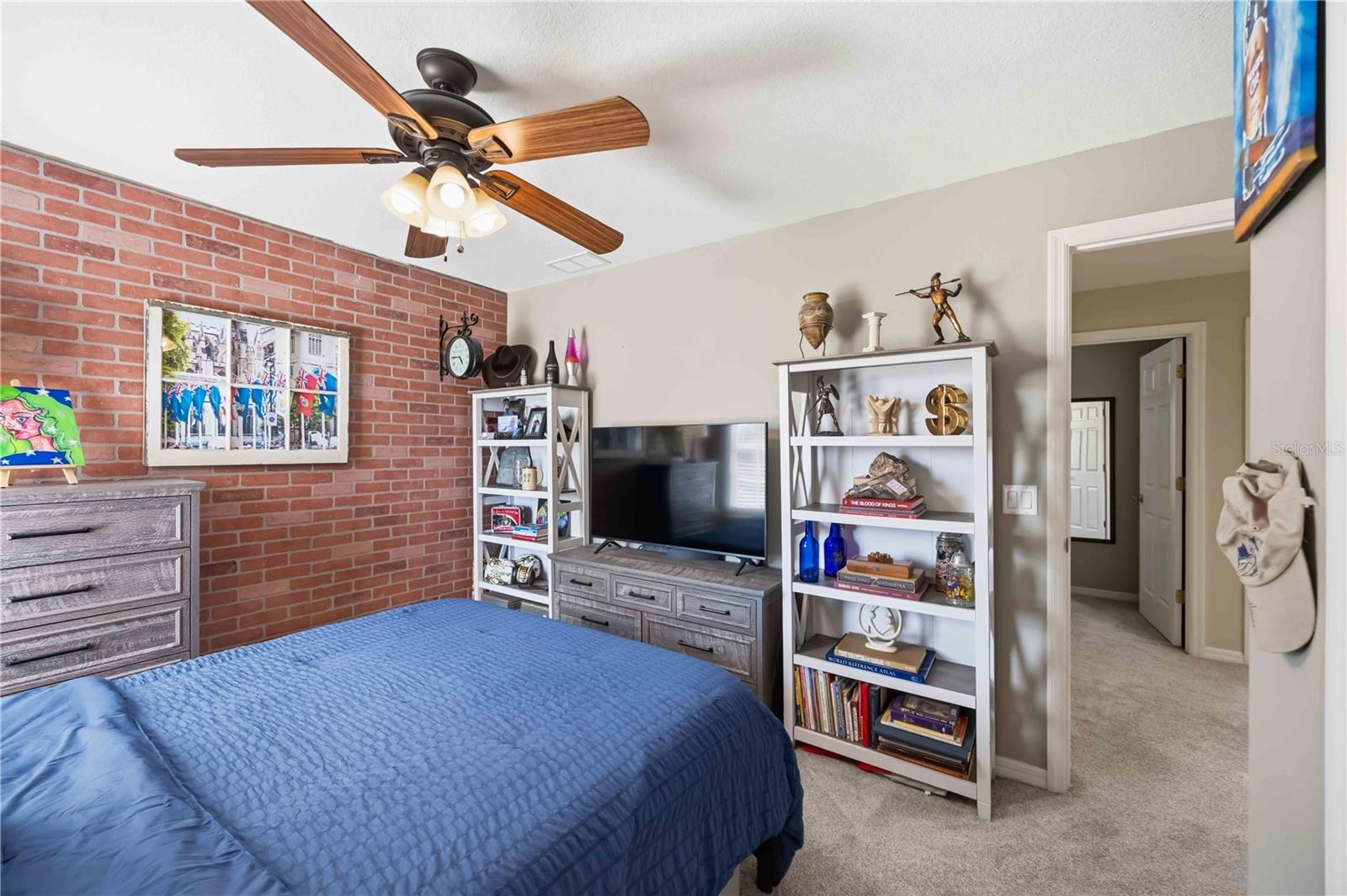 Image 33 of 76 For 13534 Jeronimo Lane