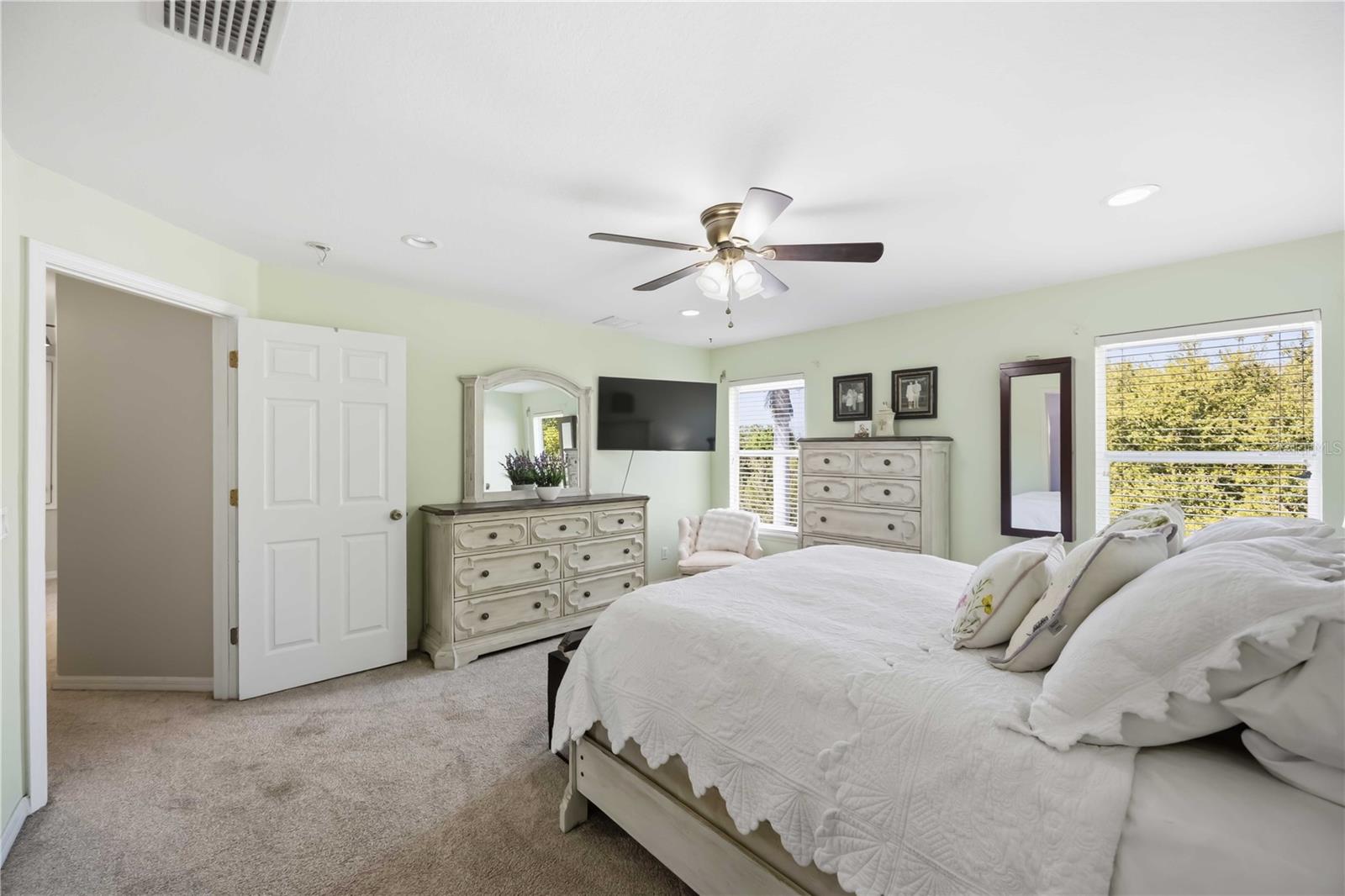 Image 42 of 76 For 13534 Jeronimo Lane