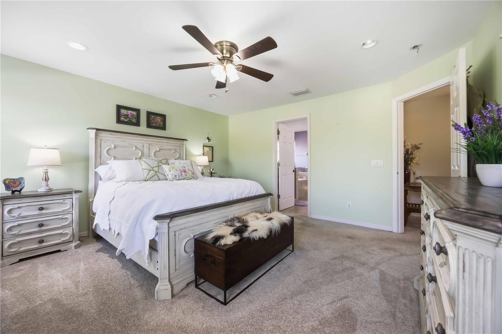 Image 43 of 76 For 13534 Jeronimo Lane