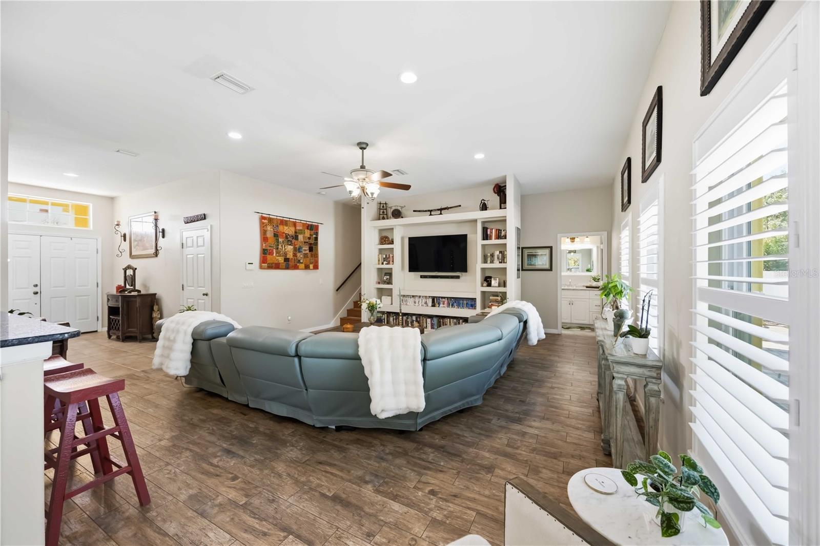 Image 9 of 76 For 13534 Jeronimo Lane