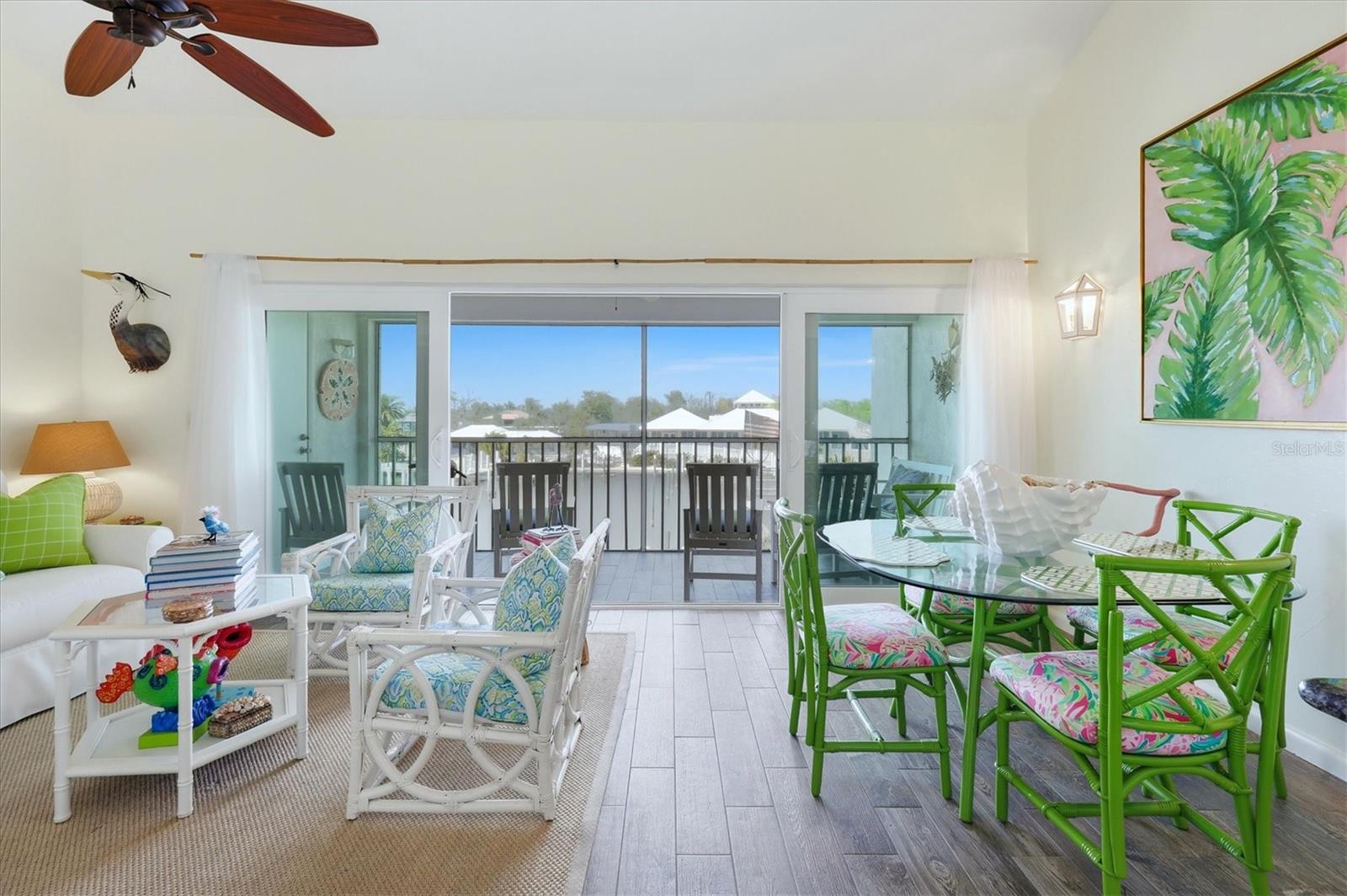 Image 10 of 45 For 7070 Placida Road 1121