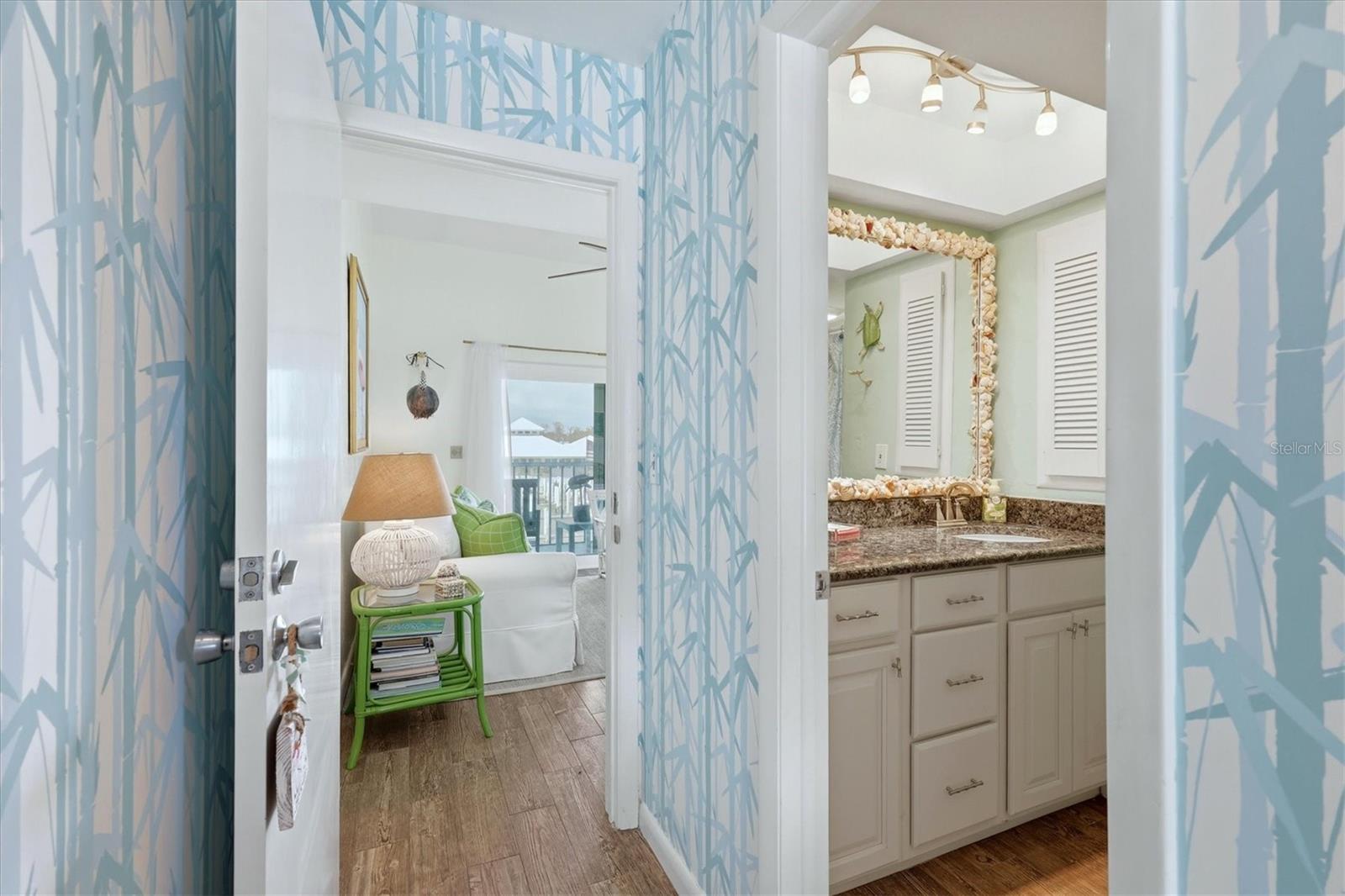 Image 21 of 45 For 7070 Placida Road 1121