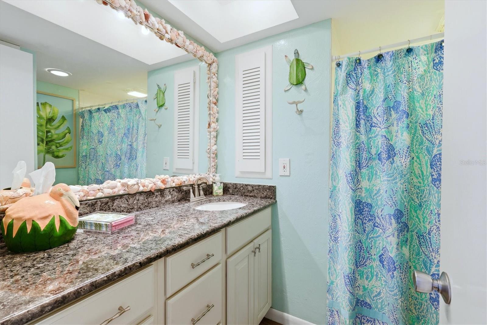 Image 22 of 45 For 7070 Placida Road 1121