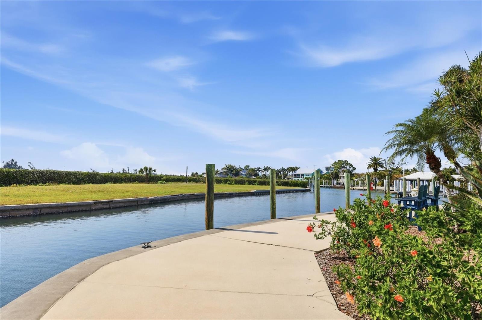 Image 29 of 45 For 7070 Placida Road 1121