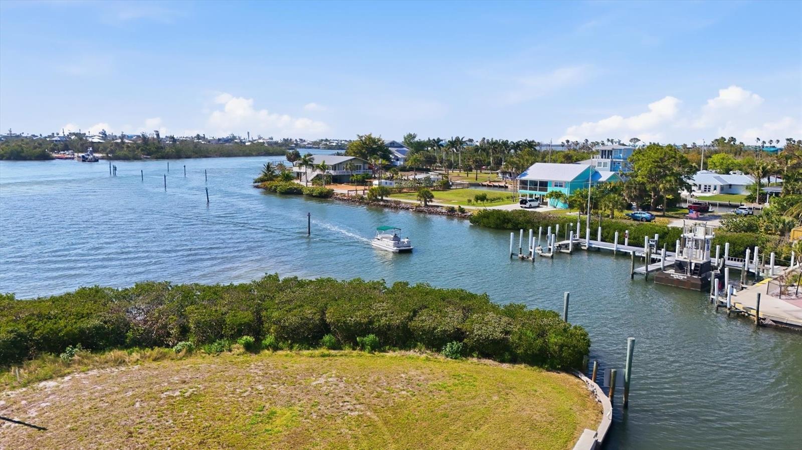 Image 34 of 45 For 7070 Placida Road 1121