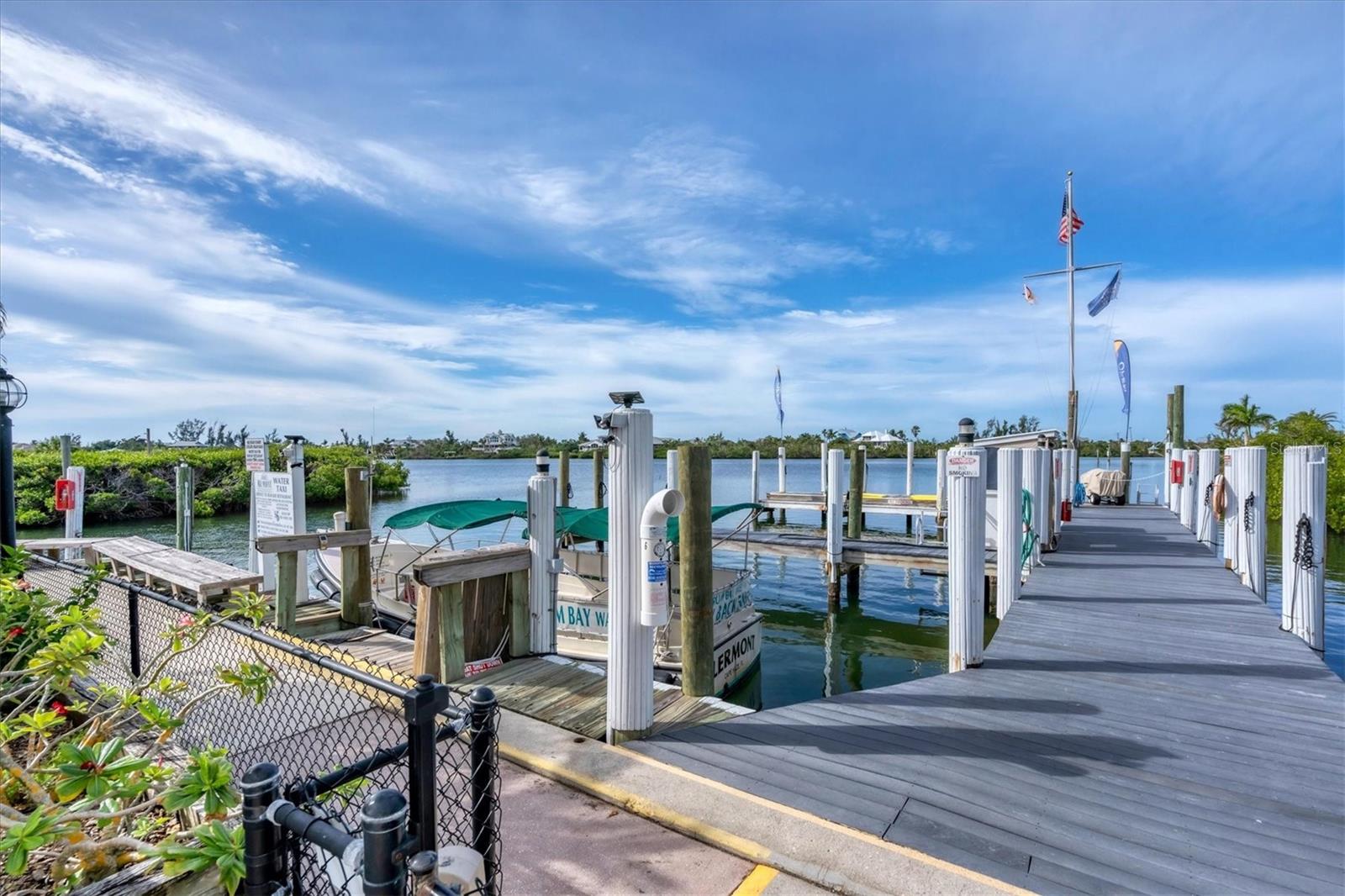 Image 38 of 45 For 7070 Placida Road 1121