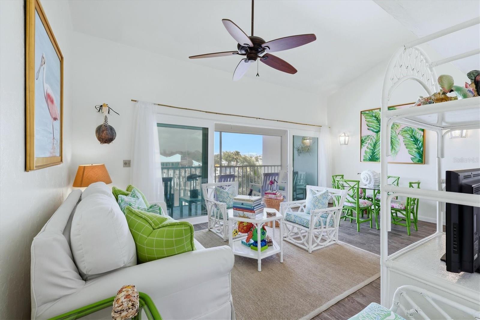 Image 5 of 45 For 7070 Placida Road 1121