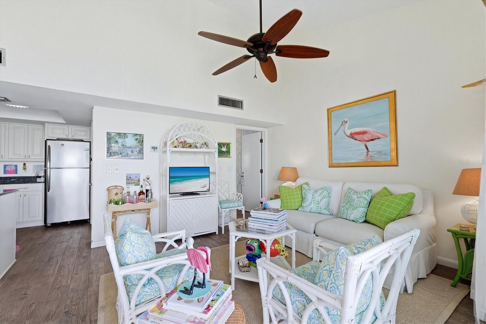 Image 7 of 45 For 7070 Placida Road 1121