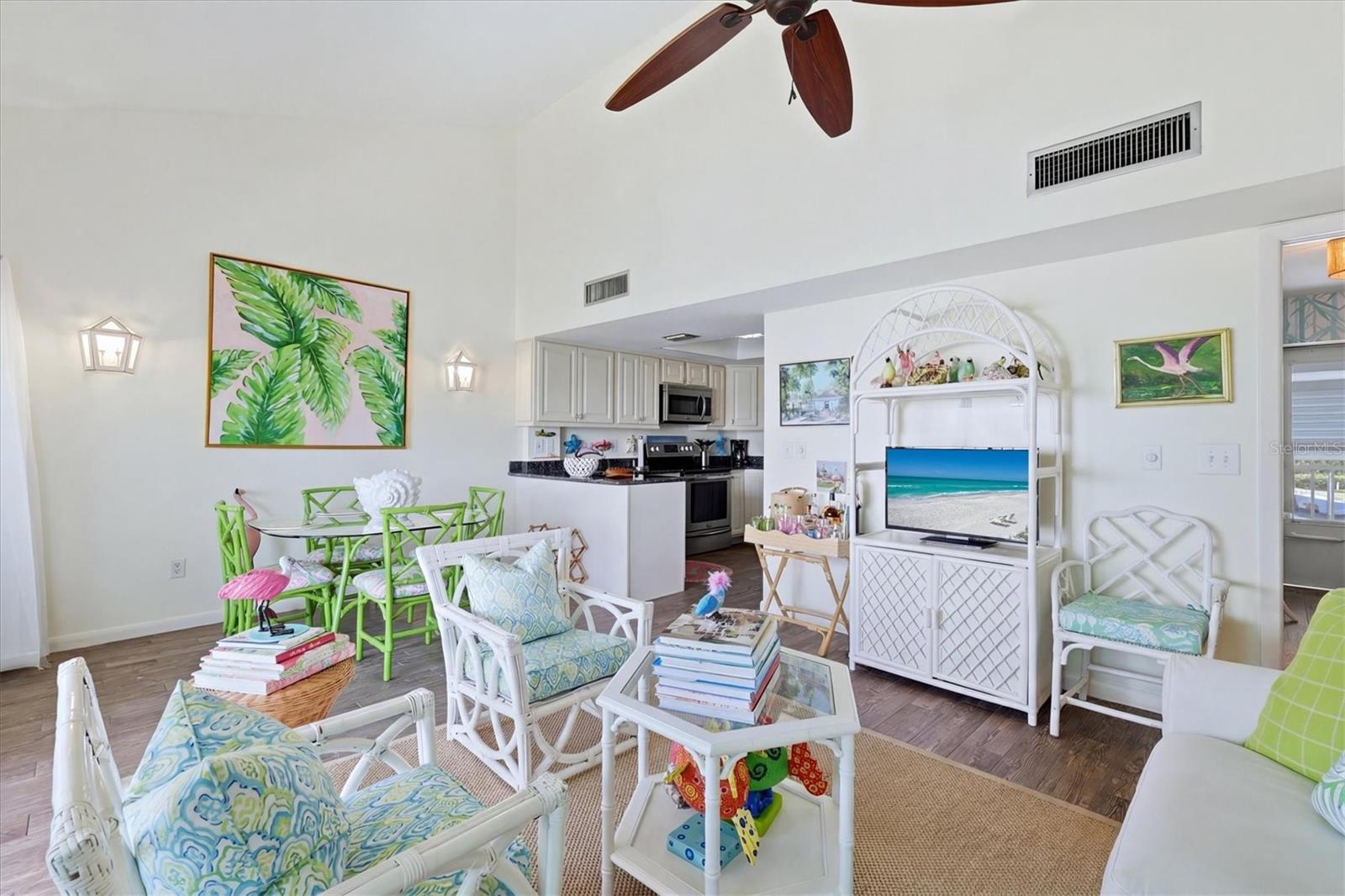 Image 8 of 45 For 7070 Placida Road 1121