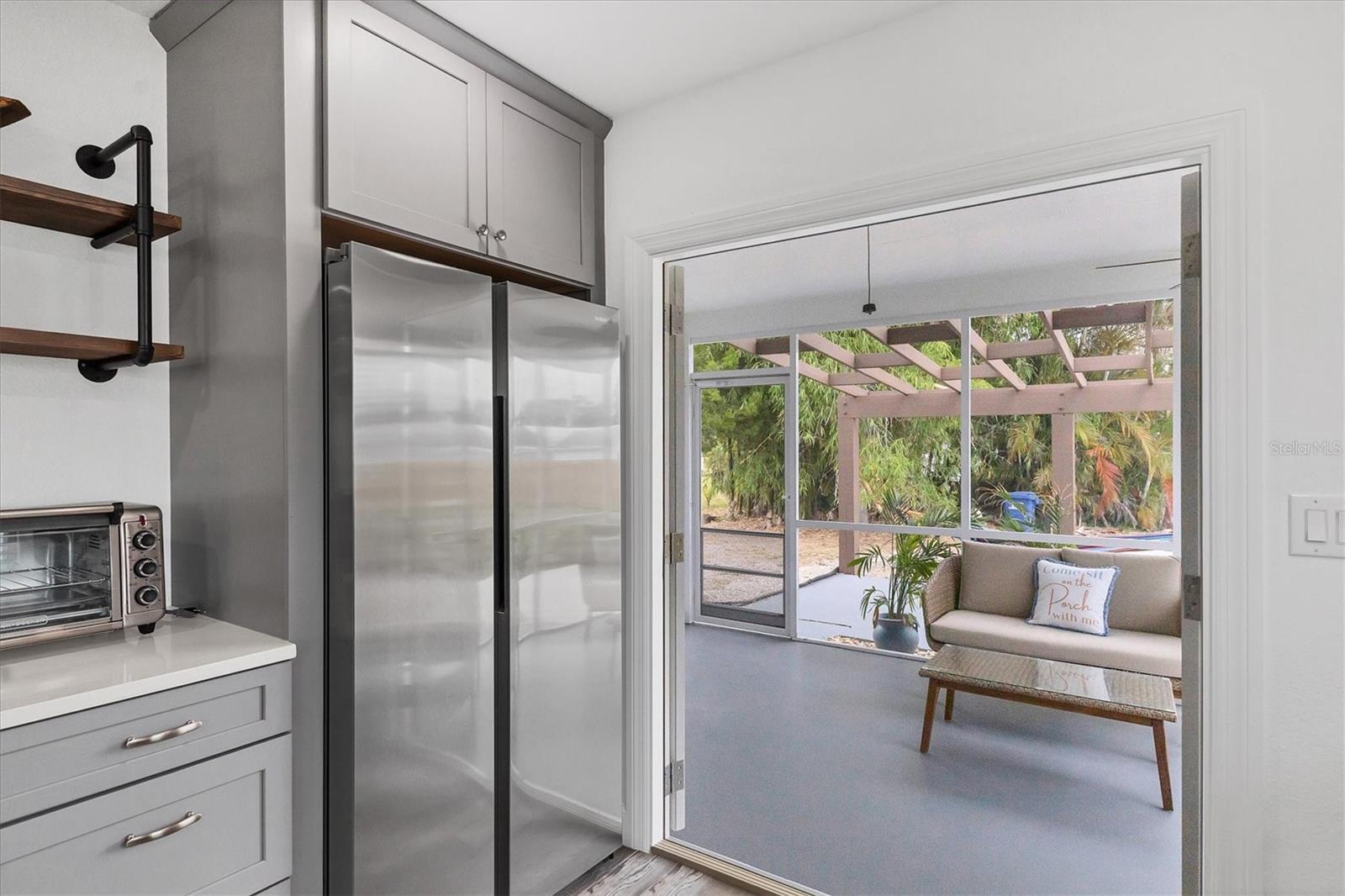 Image 13 of 26 For 843 Palmetto Street