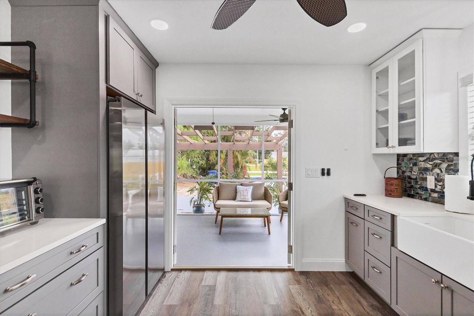 Image 14 of 26 For 843 Palmetto Street