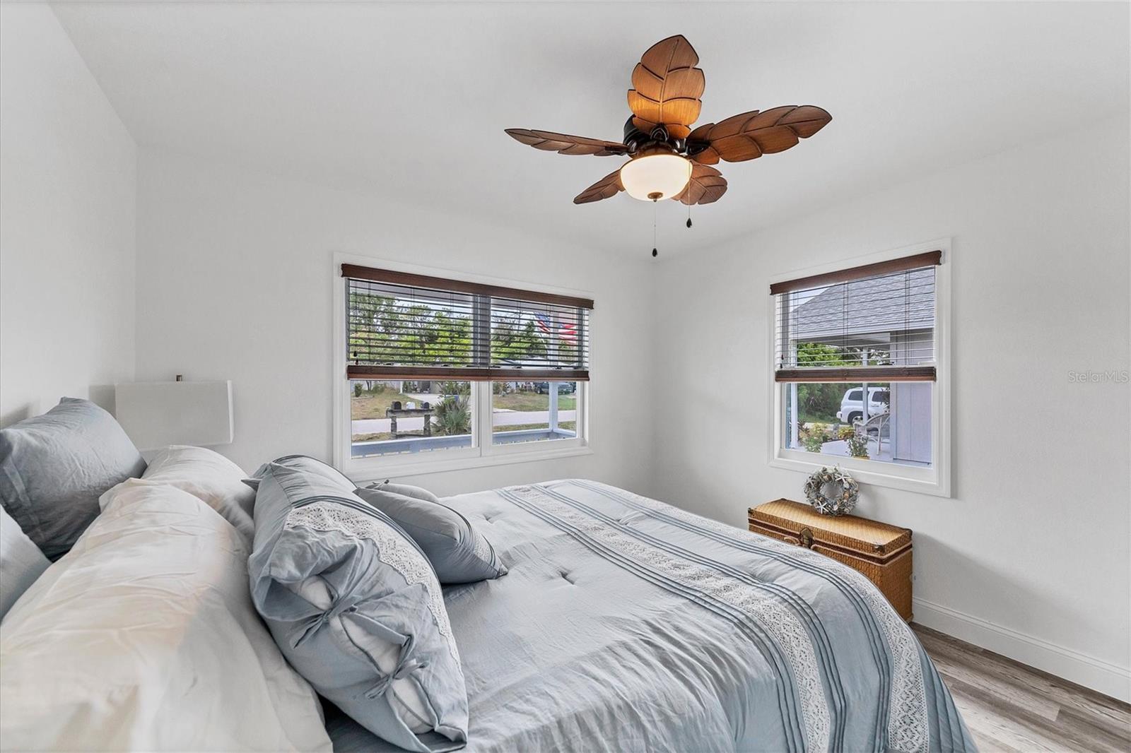 Image 20 of 26 For 843 Palmetto Street