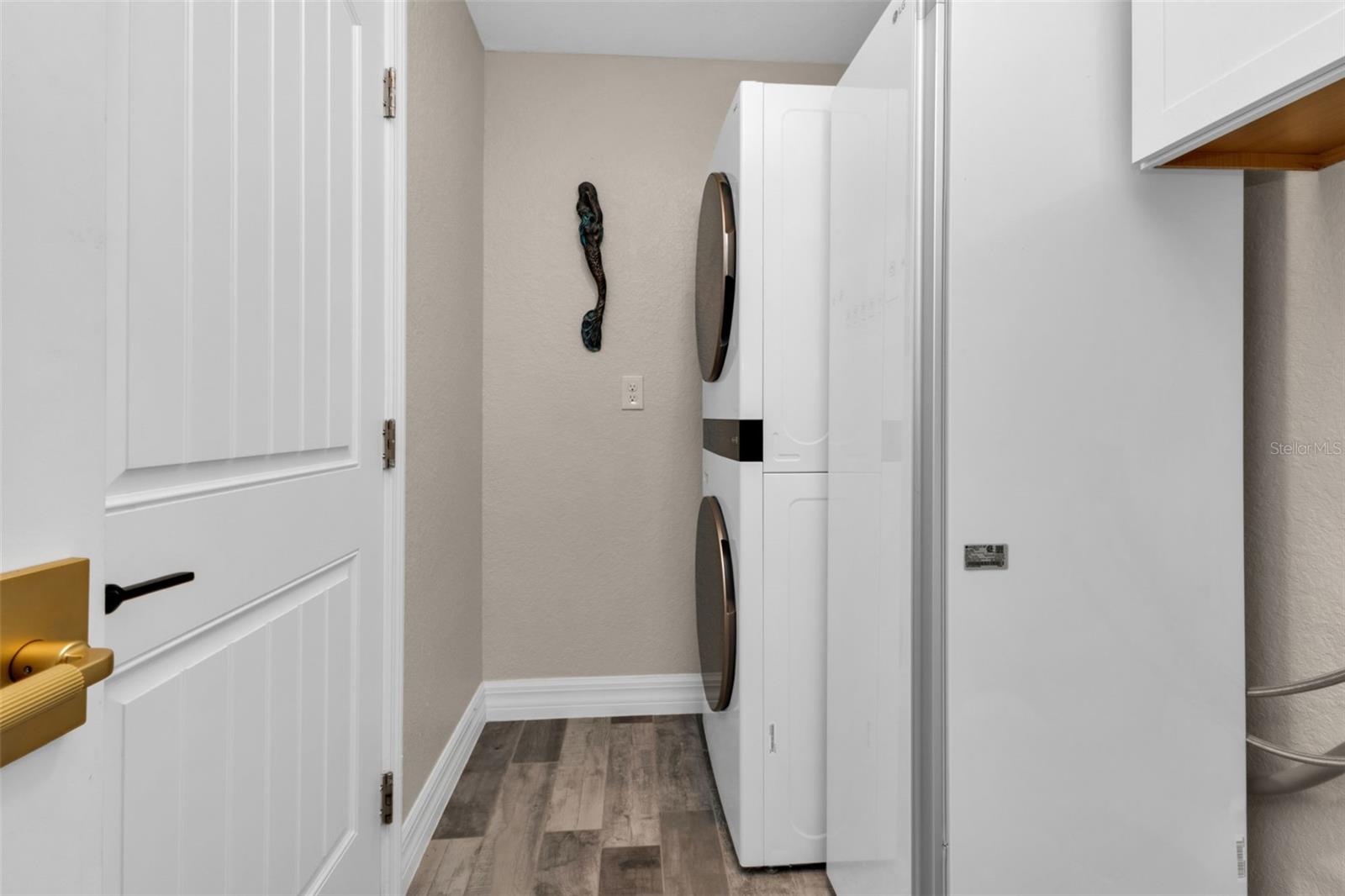 Image 20 of 54 For 139 Wright Drive