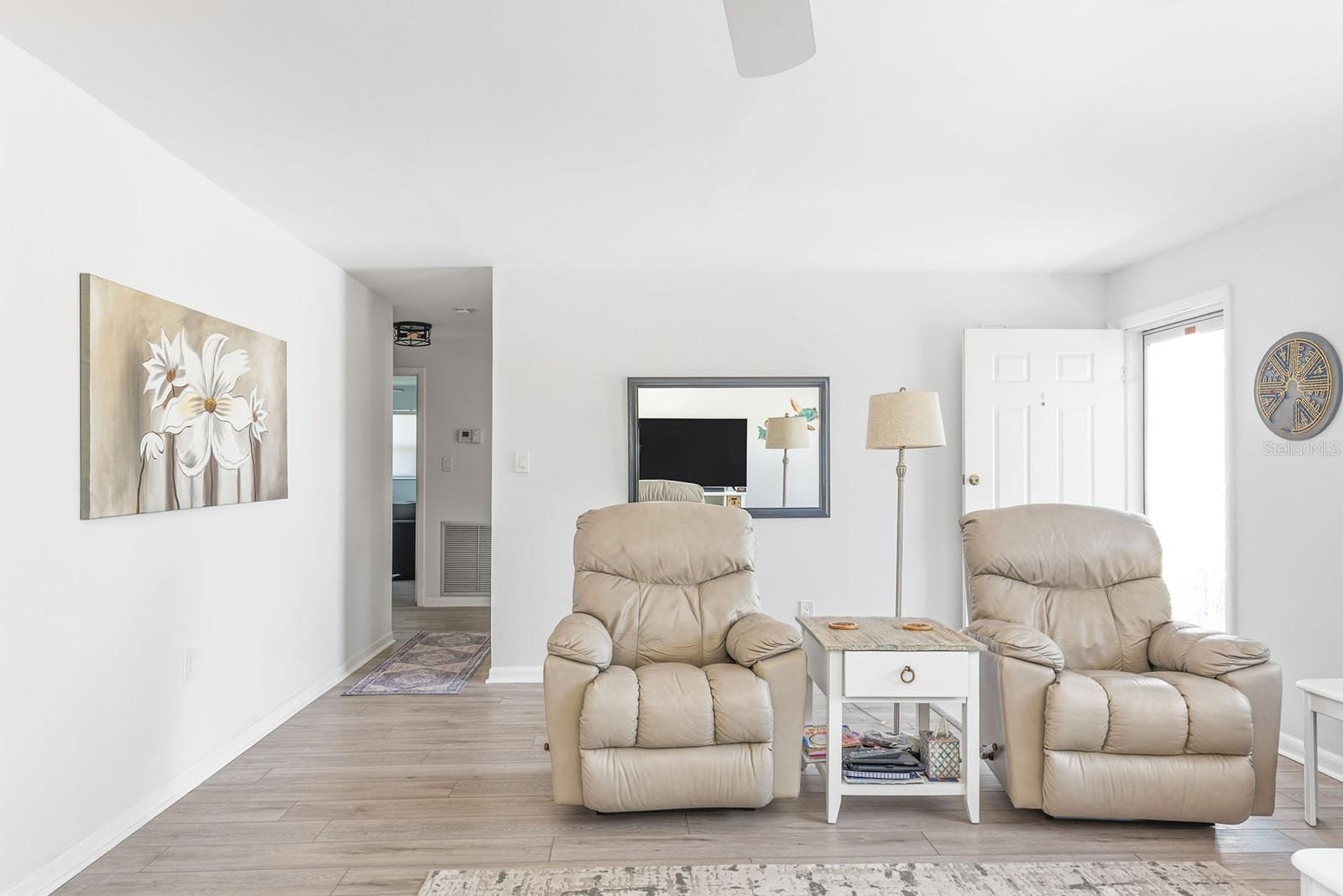 Image 10 of 68 For 202 Caddy Road