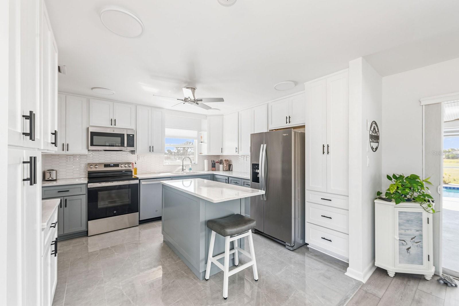 Image 18 of 68 For 202 Caddy Road