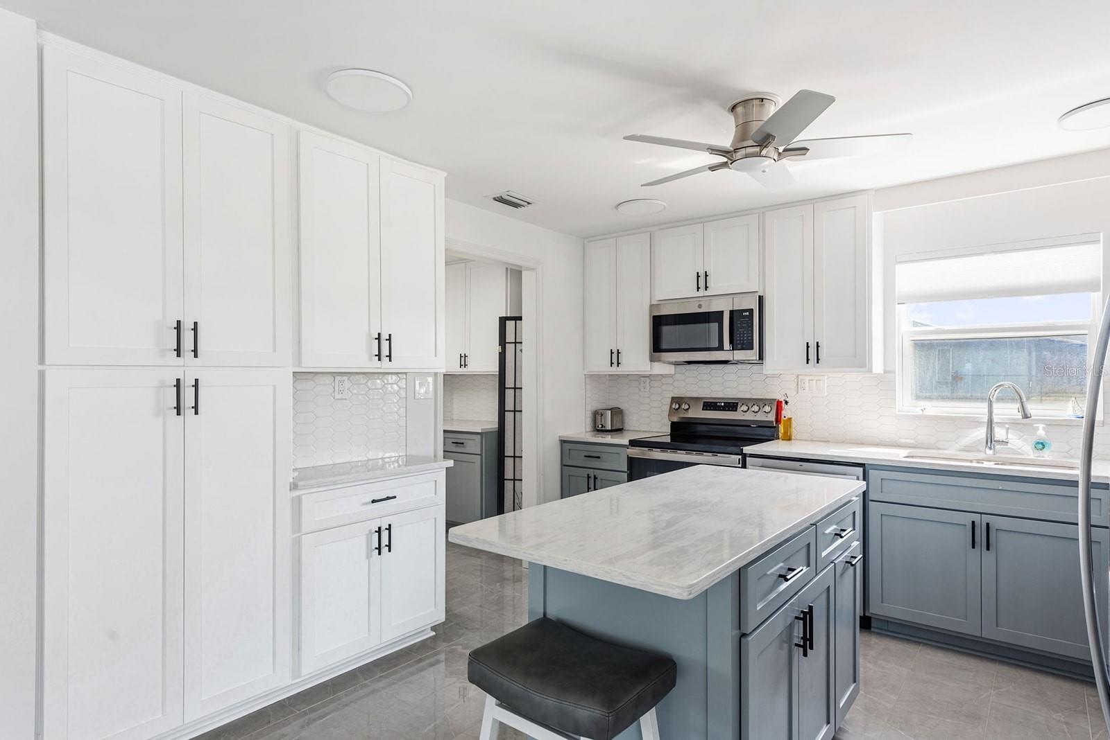 Image 19 of 68 For 202 Caddy Road