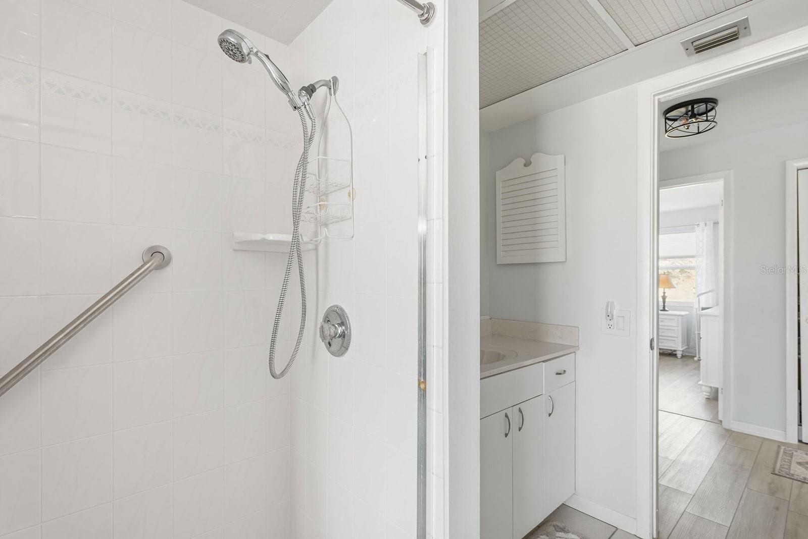 Image 38 of 68 For 202 Caddy Road