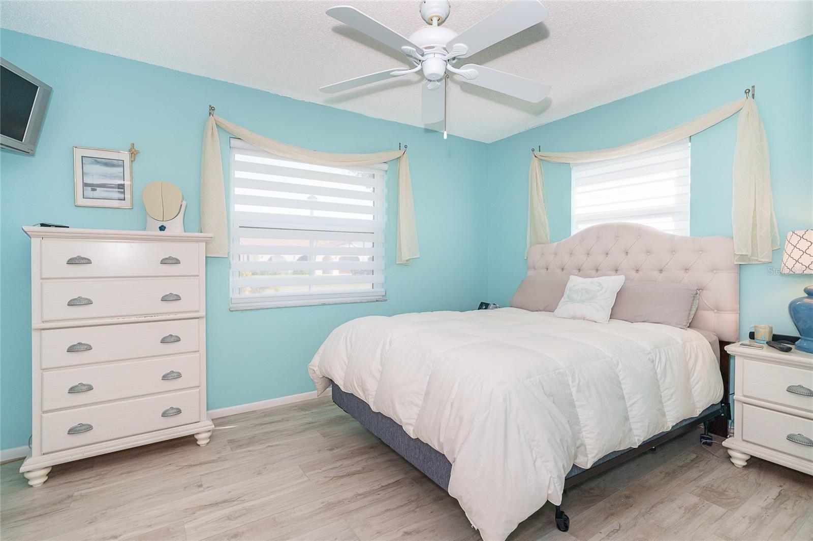 Image 17 of 42 For 203 High Point Drive 203b