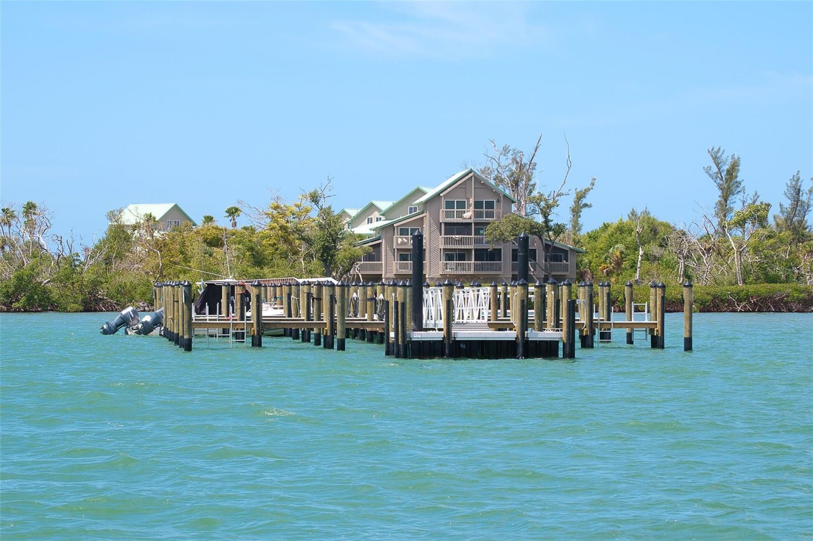 Image 20 of 38 For 9200 Little Gasparilla Island 403