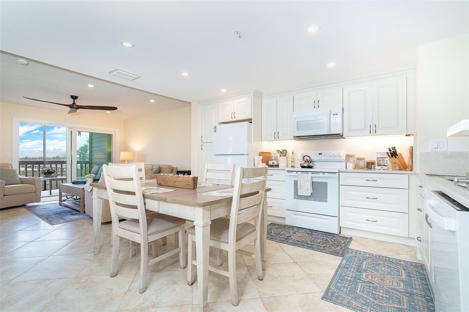 Image 8 of 38 For 9200 Little Gasparilla Island 403