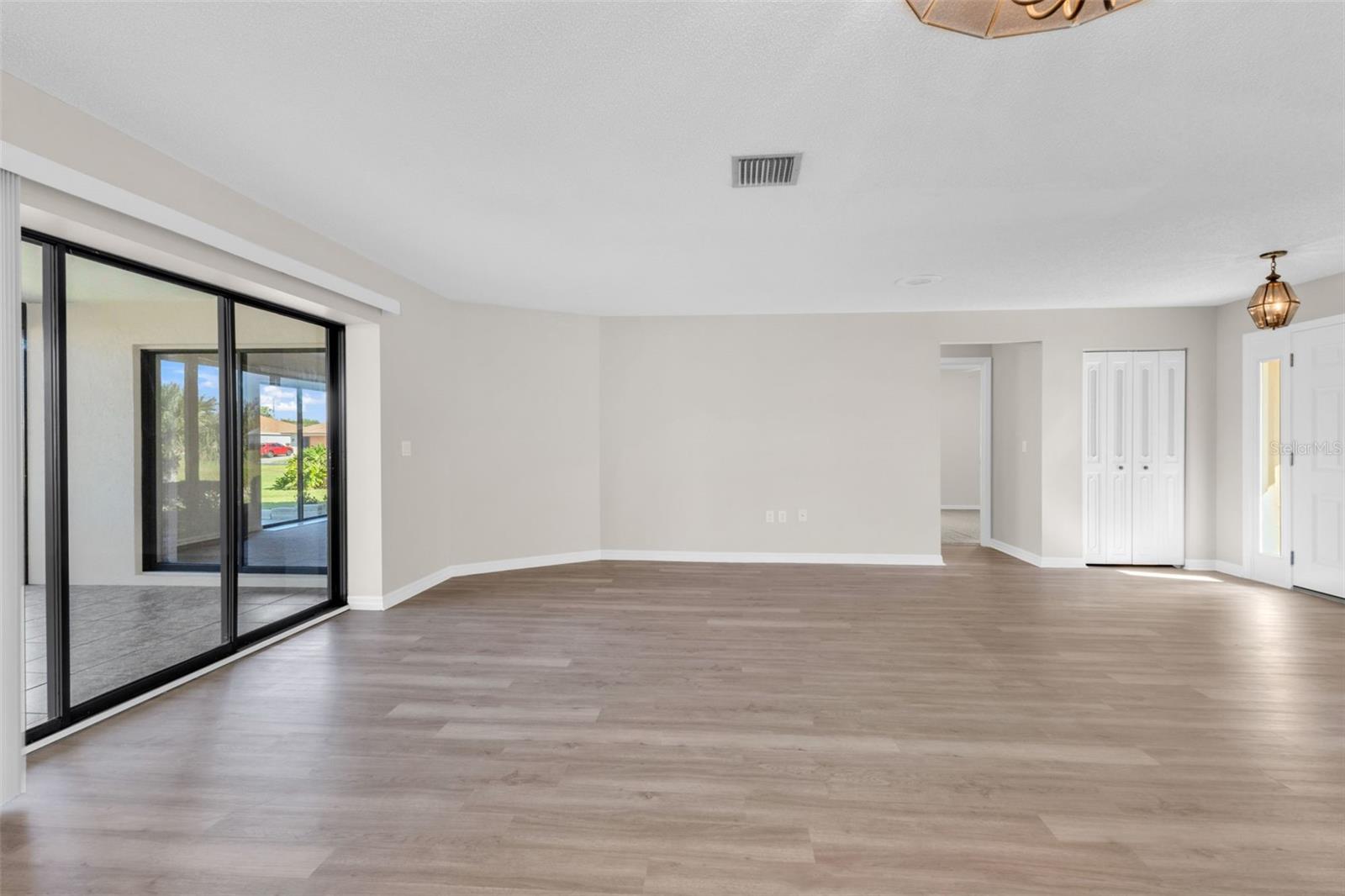 Image 10 of 53 For 1602 Jim Jim Court