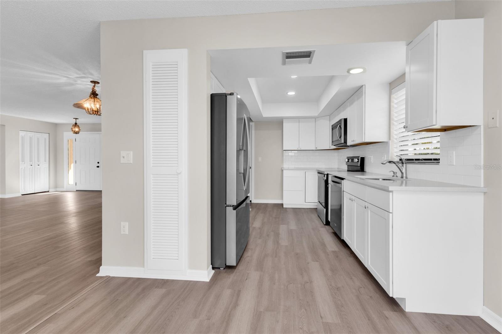 Image 16 of 53 For 1602 Jim Jim Court