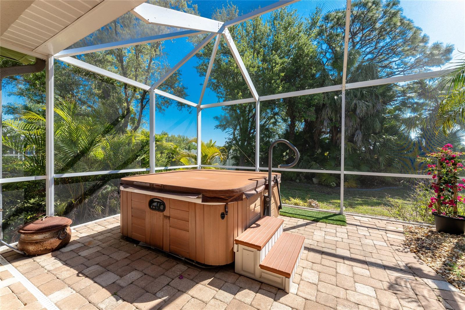 Image 45 of 79 For 872 Clear Lake Drive