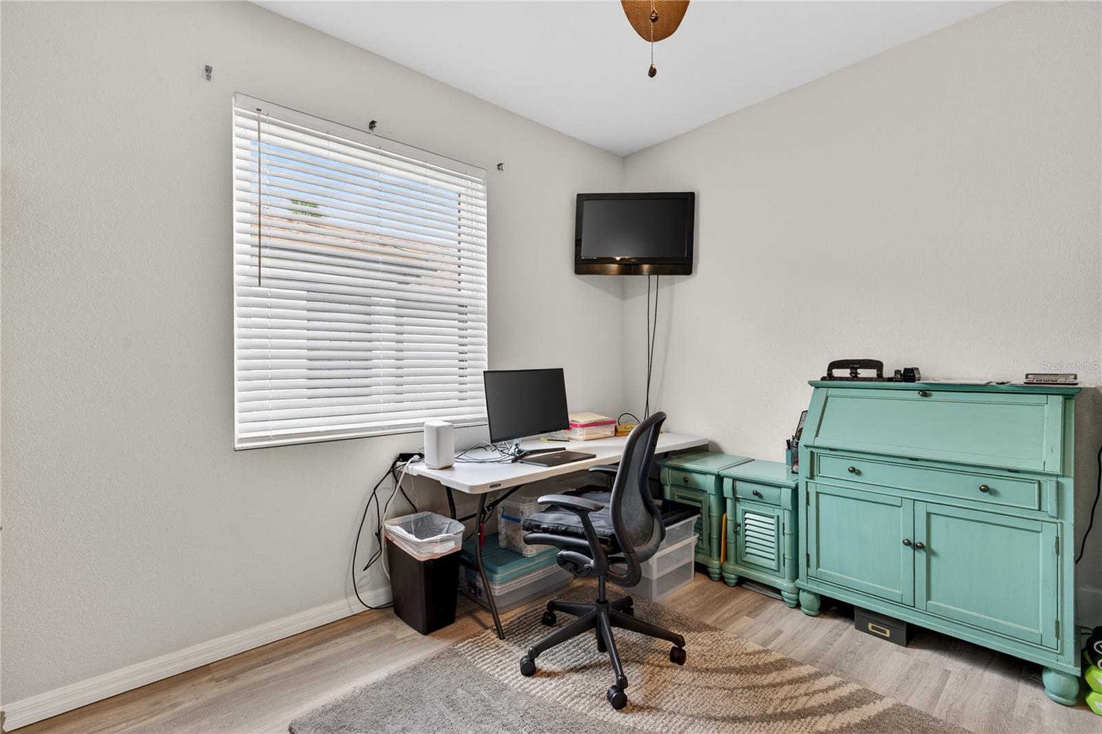 Image 19 of 69 For 1625 Currant Court