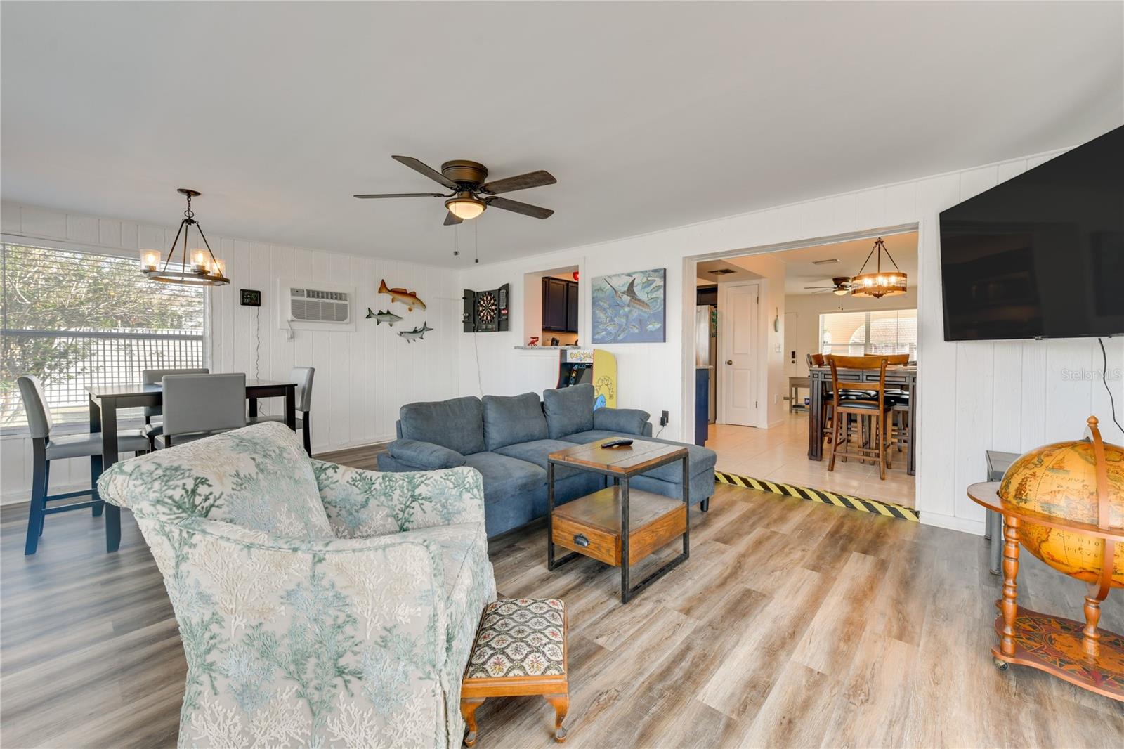 Image 21 of 28 For 6222 Fabian Road