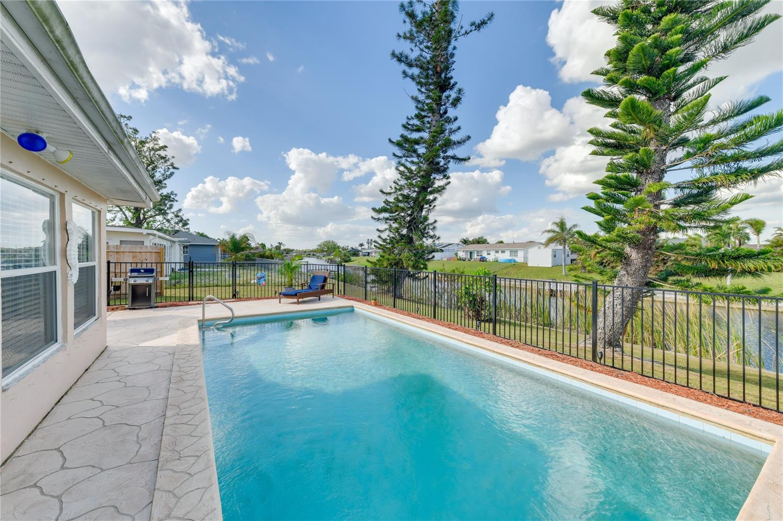 Image 4 of 28 For 6222 Fabian Road