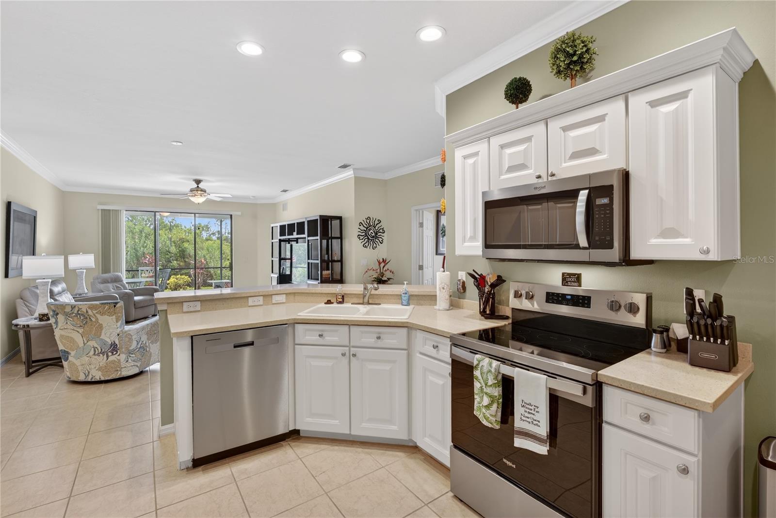 Image 18 of 74 For 1613 Currant Court