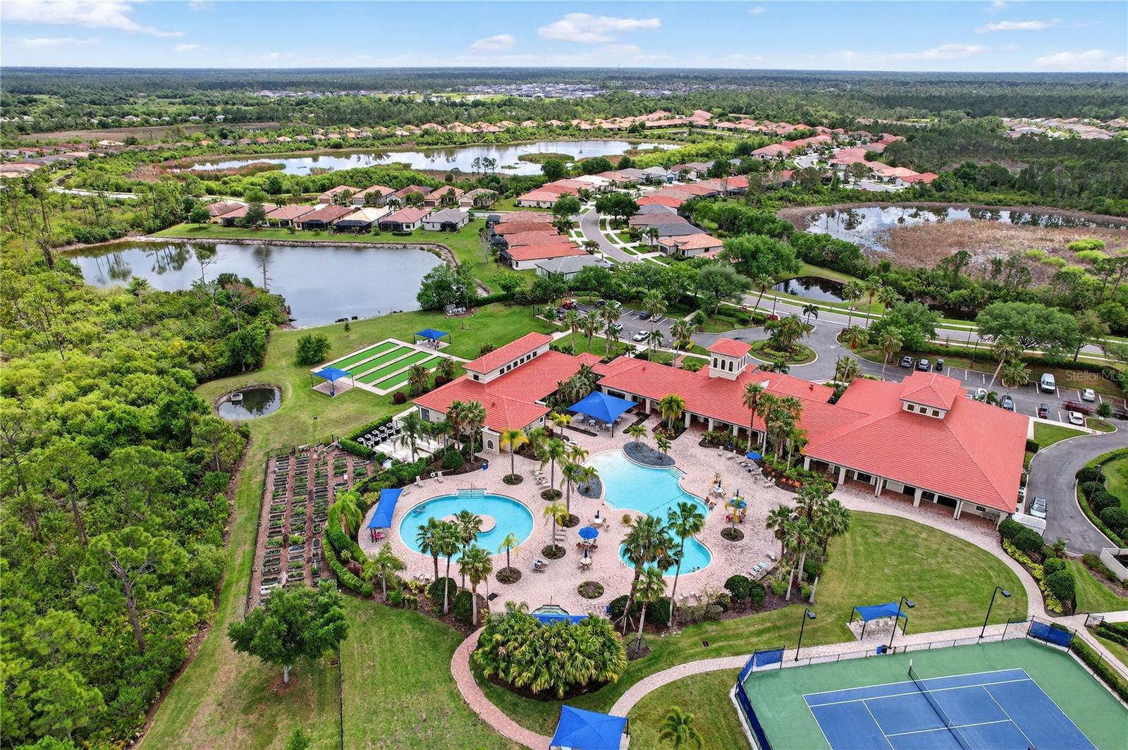 Image 46 of 74 For 1613 Currant Court