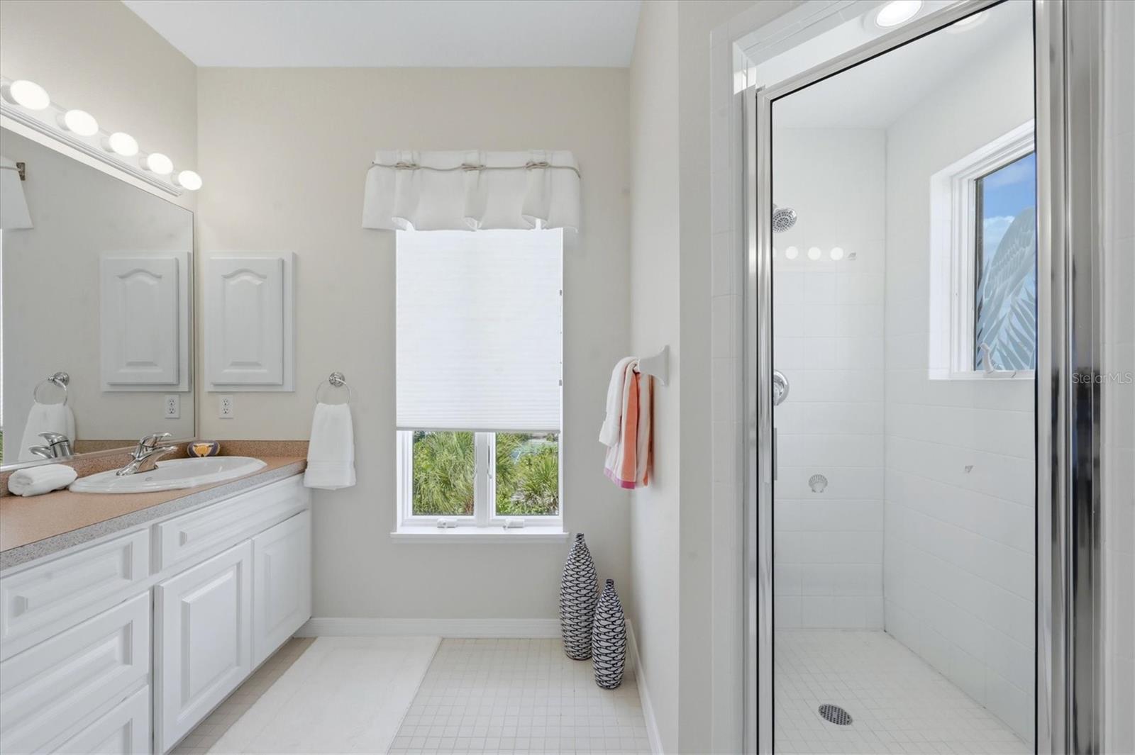 Listing photo id 30 for 400 Gulf Boulevard