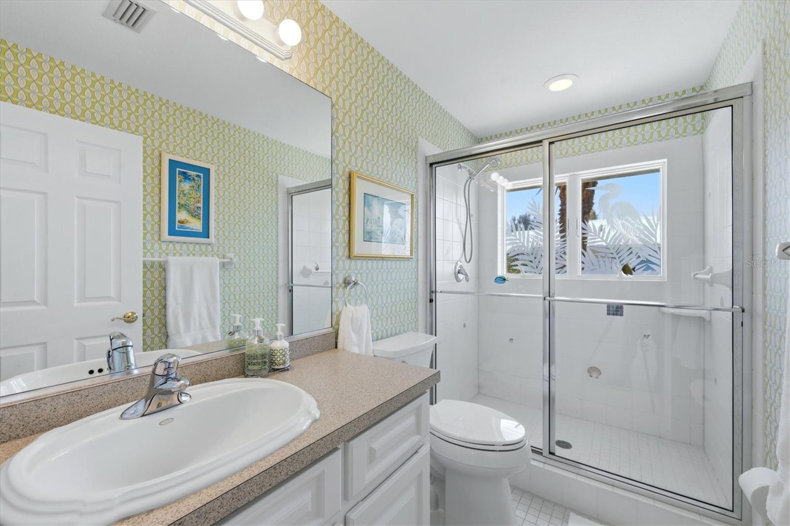 Listing photo id 39 for 400 Gulf Boulevard