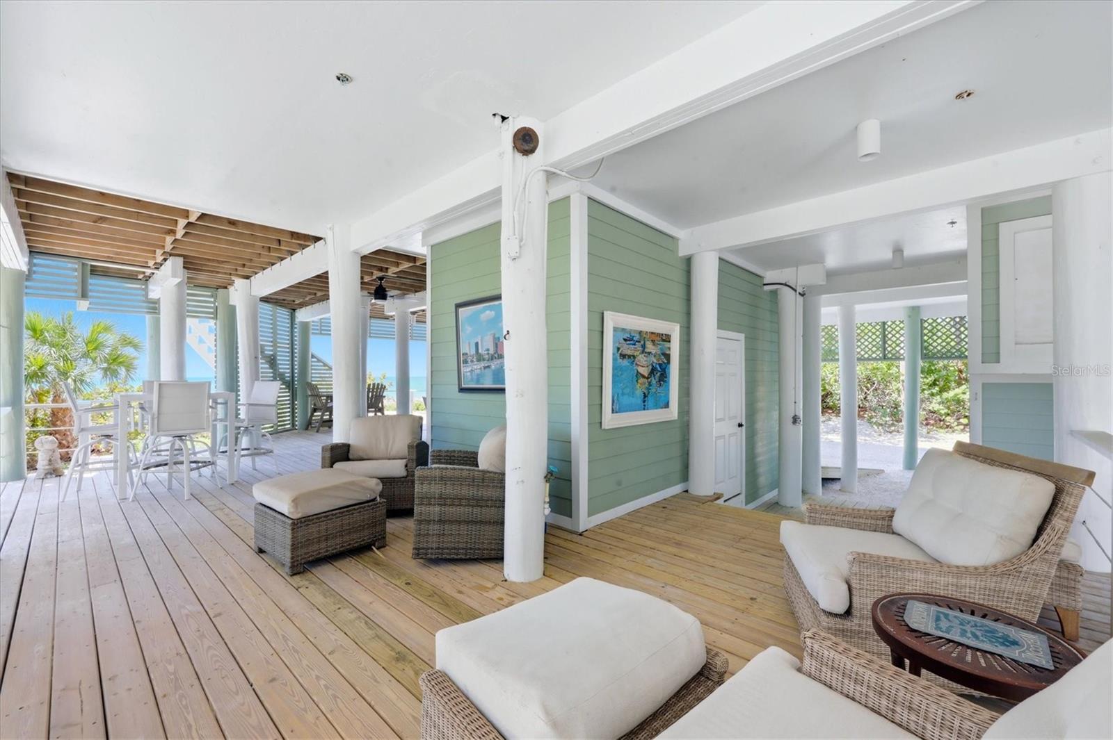 Listing photo id 54 for 400 Gulf Boulevard