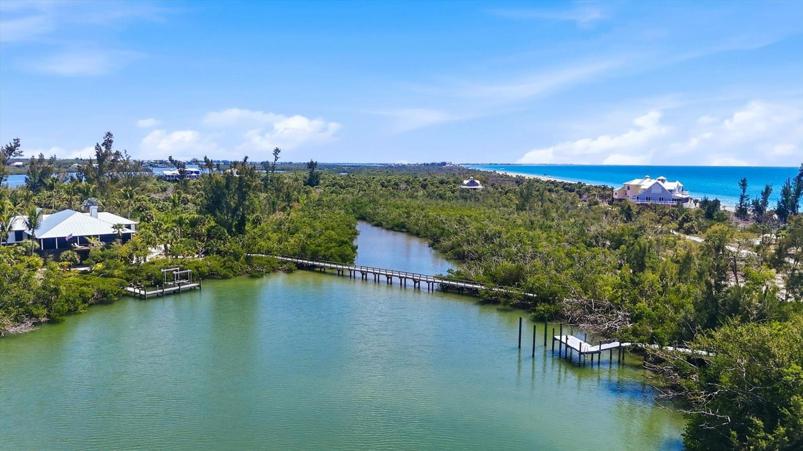 Listing photo id 73 for 400 Gulf Boulevard