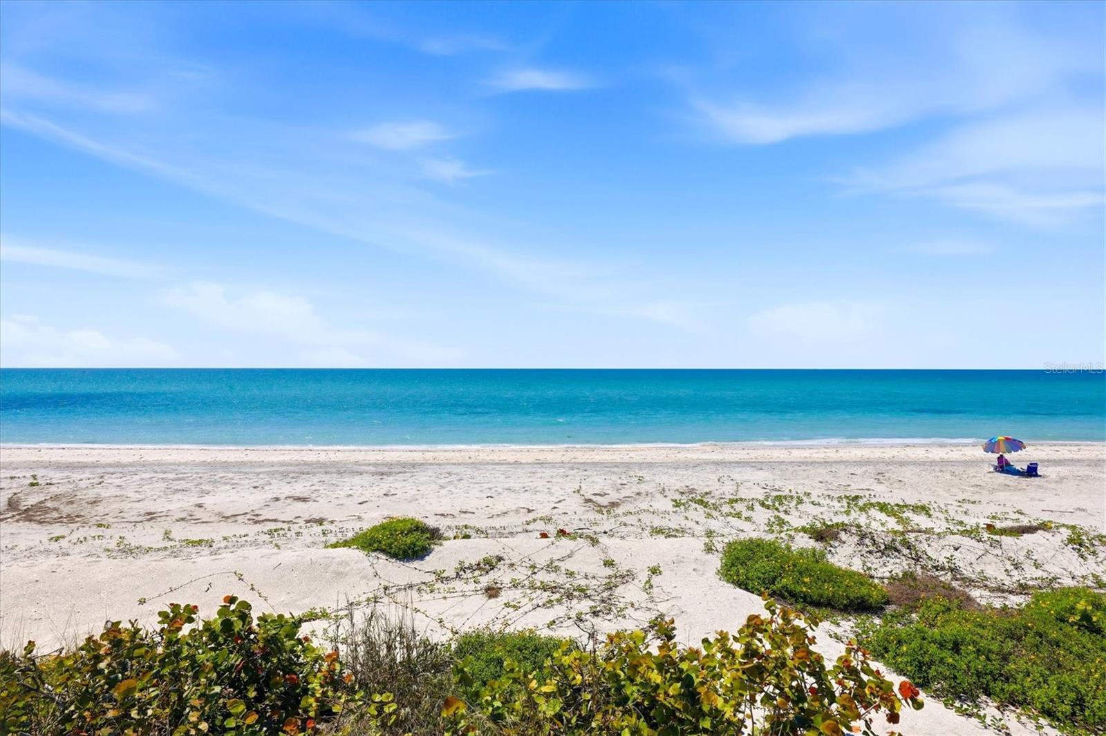 Listing photo id 74 for 400 Gulf Boulevard