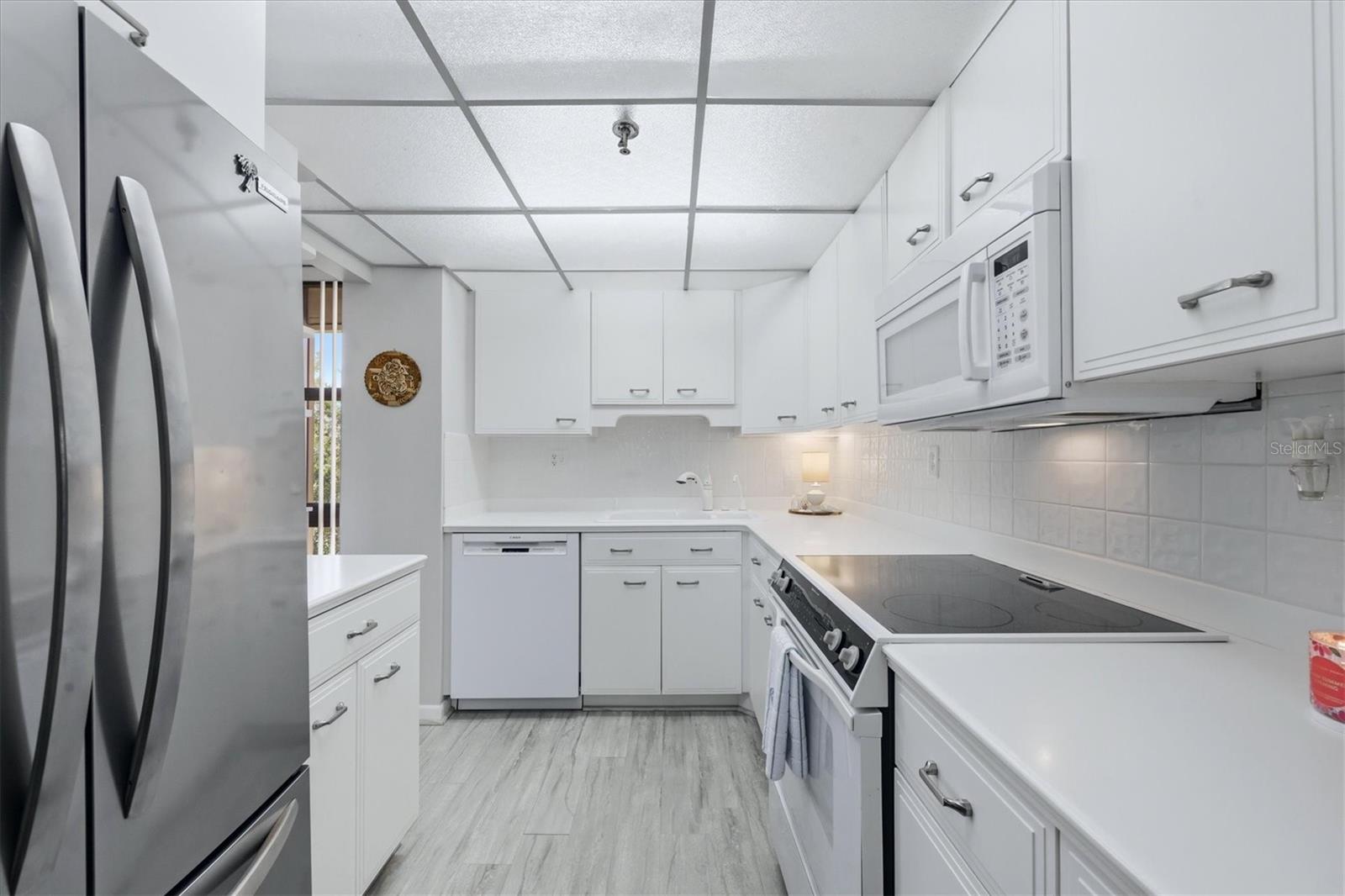 Image 15 of 67 For 21405 Olean Boulevard 434