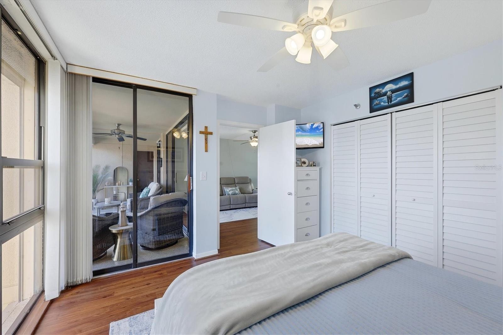 Image 24 of 67 For 21405 Olean Boulevard 434