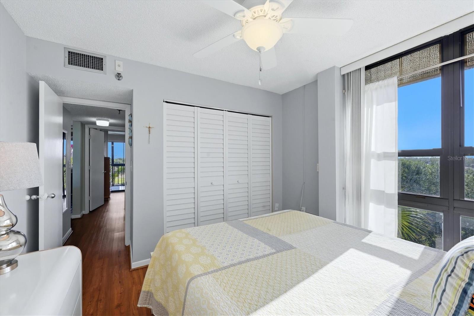 Image 35 of 67 For 21405 Olean Boulevard 434