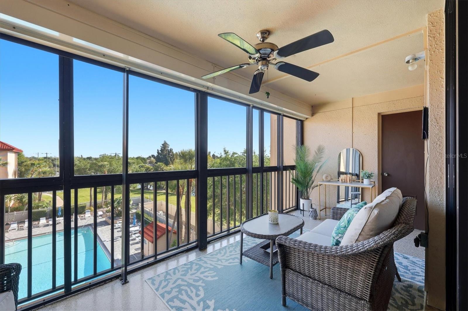 Image 38 of 67 For 21405 Olean Boulevard 434