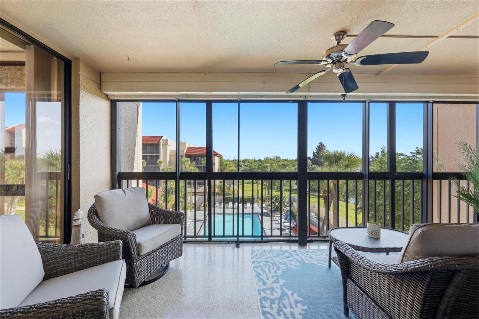 Image 40 of 67 For 21405 Olean Boulevard 434