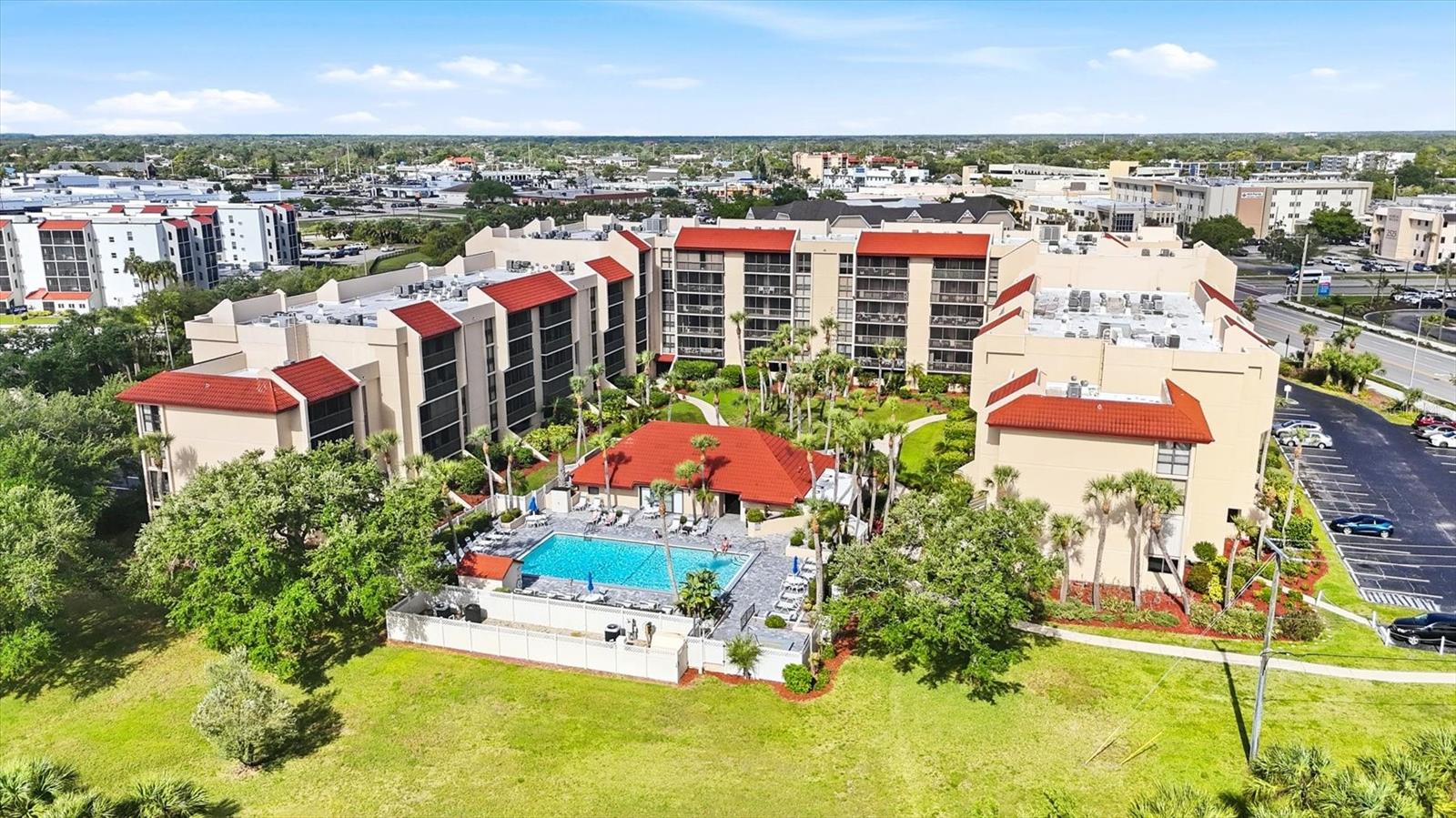 Image 54 of 67 For 21405 Olean Boulevard 434